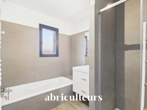 Villa contemporaine de 2018 avec piscine et toit-terrasse Seignosse Bourg
