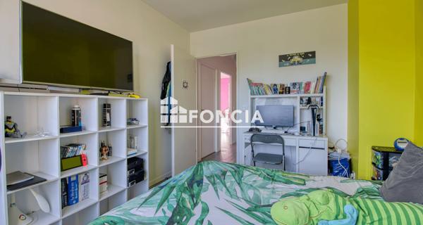 À vendre Appartement 5 pièces 93.2 m² - Poissy 78300