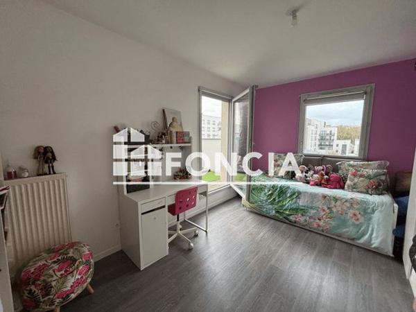 À vendre Appartement 5 pièces 93.2 m² - Poissy 78300