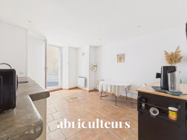 Appartement T2 en rez-de-chaussée au cœur de Lambesc
