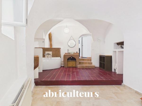 Appartement T2 en rez-de-chaussée au cœur de Lambesc