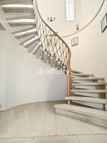 Maison 6 pièces - 153 m² Exclusivité