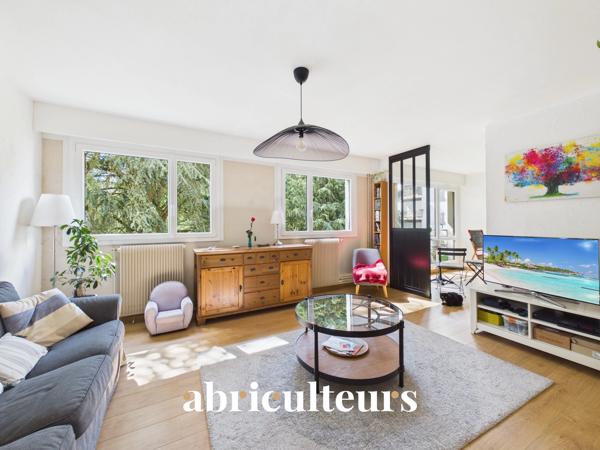 Grand T5 familial de 137 m² en vente à Saint-Herblain/Quartier Tillay (44800)