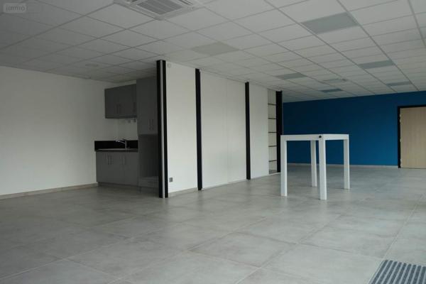 Fonds et/ou murs commerciaux à vendre à Charnay-lès-Mâcon en Saône-et-Loire (71850), ref : MU 57