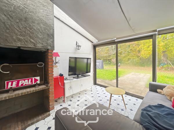 Maison rénovée de 180 m² avec piscine — cadre paisible