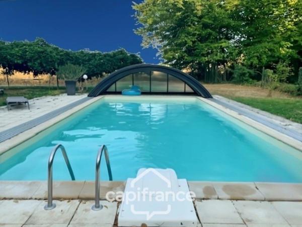 Maison rénovée de 180 m² avec piscine — cadre paisible