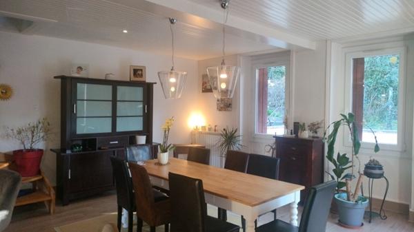 Maison à louer 850 € CC St-Pardoux-la-Rivière 5 p 174 m² DPE A