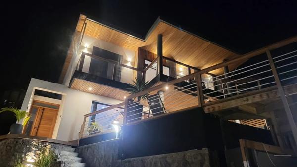 Immobilier Les Avirons (97425) – Villa 155m2 – 698 500 €