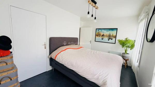Vente                                                      Appartement
                        
                     3 pièces                      67 m2                     à Serris