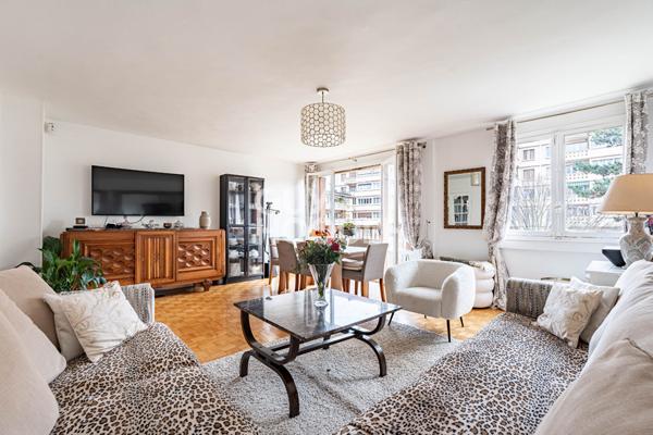 APPARTEMENT 4 PIECES - PROCHE METRO GABRIEL PERI