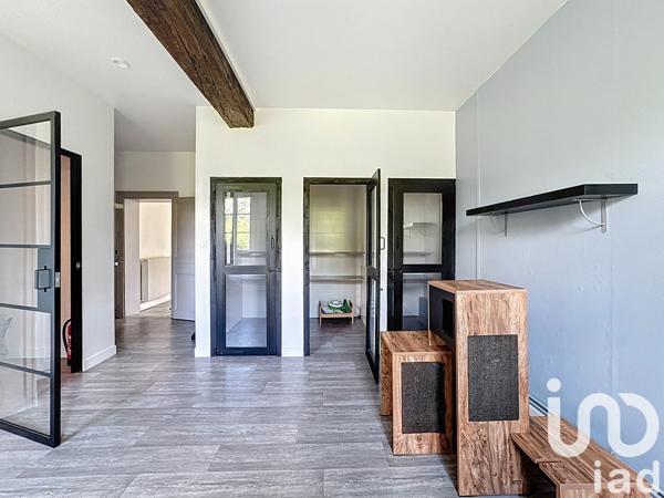 Maison 10 pièces de 243 m² à Tourville-la-Rivière (76410)