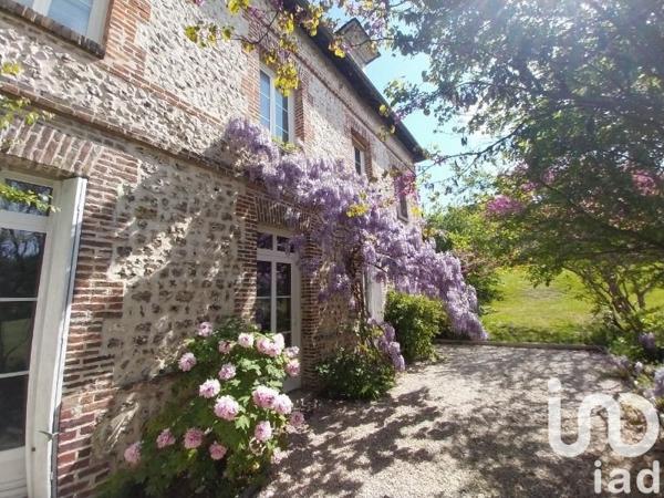 Maison 10 pièces de 243 m² à Tourville-la-Rivière (76410)