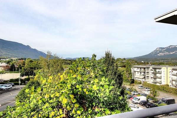 En Attique, Appartement 4 pièces 92 m² La Motte-Servolex