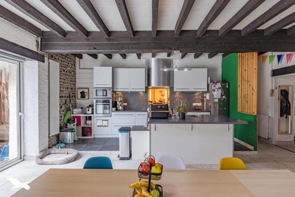 Maison à vendre |  Artiguelouve |  7 pièces | 200 m²