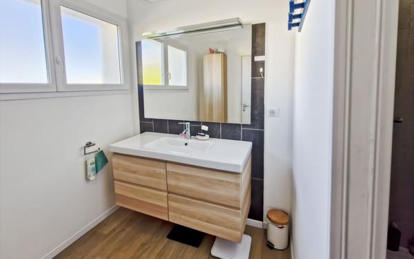 Maison à vendre    6 pièces •  Forcalquier