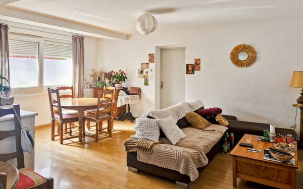 Maison à vendre    6 pièces •  Forcalquier