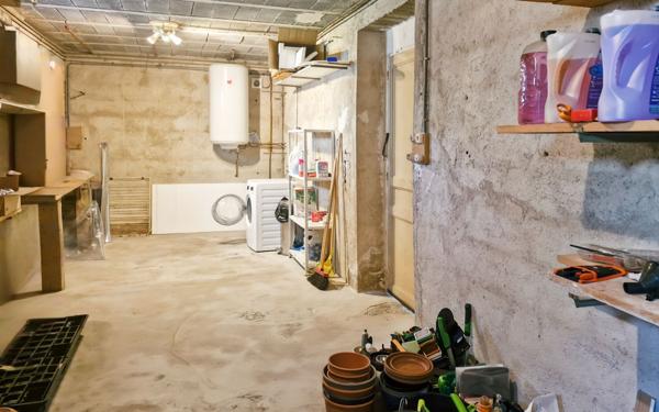 Maison à vendre    6 pièces •  Forcalquier