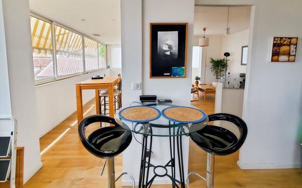 Maison à vendre    6 pièces •  Forcalquier