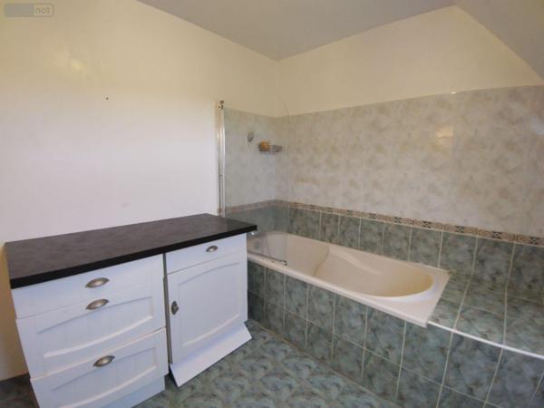 Pavillon à vendre à Plouigneau dans le Finistère (29610), ref : PLDE