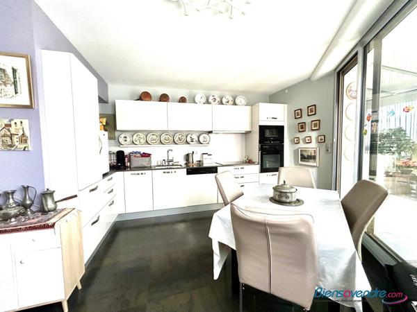 À VENDRE - CENTRE VILLE / PLATEAU