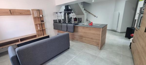 Location                                                      Maison
                        
                     4 pièces                      75 m2                     à Pont-sur-Yonne