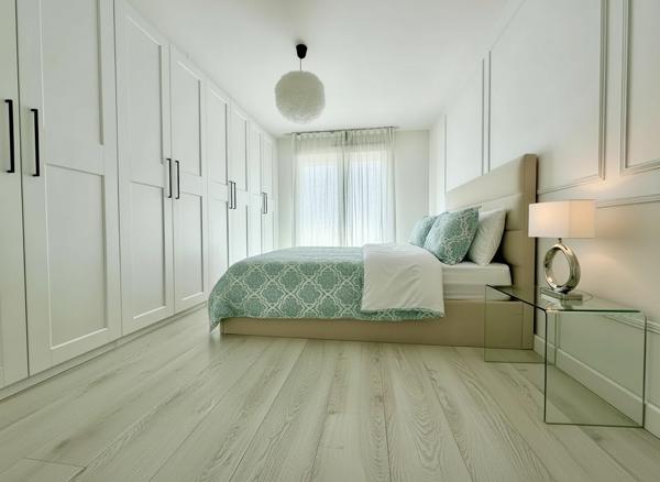 BONNEVILLE – Grand T4 traversant rénové avec terrasse, hypercentre et Léman Express à pied