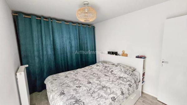 Vente                                                      Appartement
                        
                     3 pièces                      74 m2                     à Montgermont