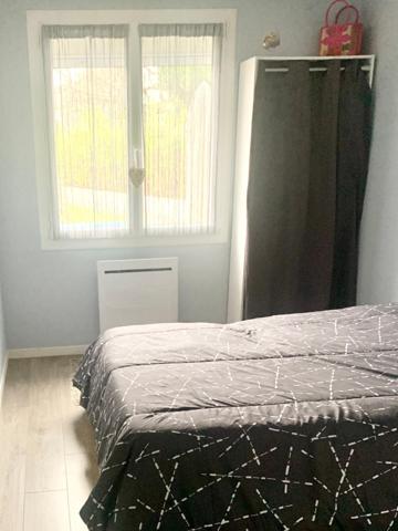 proche tram maison + garage + piscine