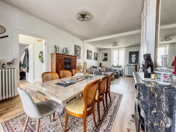 Appartement esprit maison de 94 m² avec jardin privatif, parking & entrée privative