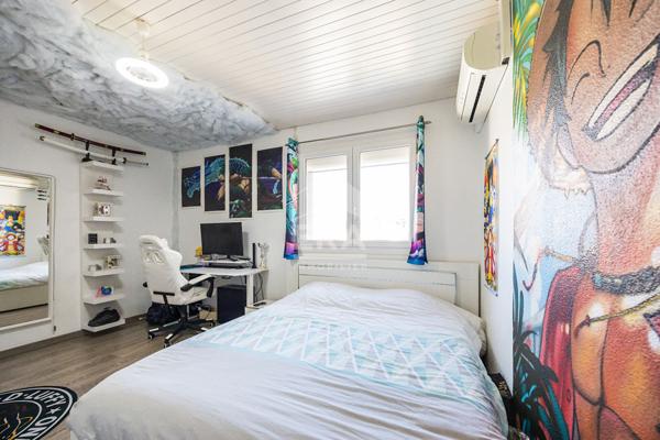 Canet en Roussillon : Maison trois faces 6 pièces avec piscine à vendre