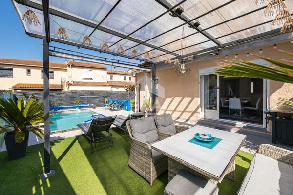 Canet en Roussillon : Maison trois faces 6 pièces avec piscine à vendre