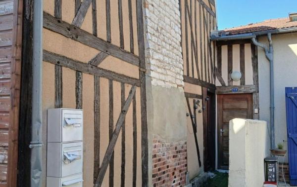 Vente Immeuble Deux appartements à rénover Arcis-sur-aube   