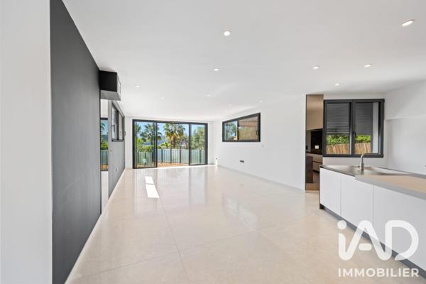 Maison (prestige) à vendre 5 pièces 210 m² Saint-Cyr-sur-Mer