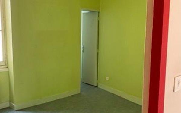 Appartement à vendre    3 pièces • 60,67 m2 Bordeaux