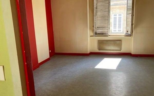 Appartement à vendre    3 pièces • 60,67 m2 Bordeaux