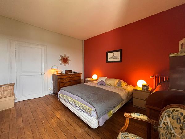 Maison 3 chambres jardin et garage - Bourges