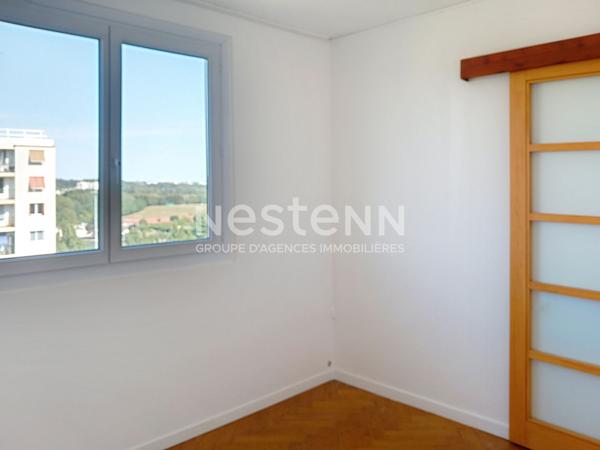 A vendre à Longjumeau T3 avec balcon et place de parking