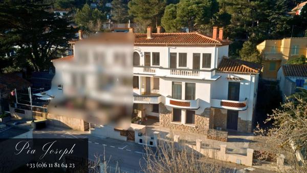 ENSEMBLE IMMOBILIER D'EXCEPTION À LA FRANQUI - LEUCATE