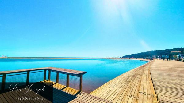 ENSEMBLE IMMOBILIER D'EXCEPTION À LA FRANQUI - LEUCATE