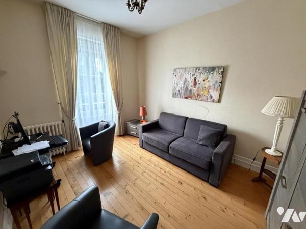 Vaste maison avec jardin et stationnements quartier Bucaille