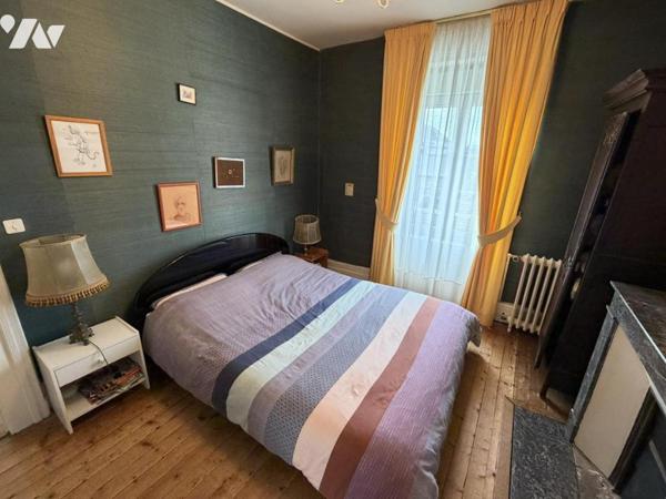 Vaste maison avec jardin et stationnements quartier Bucaille