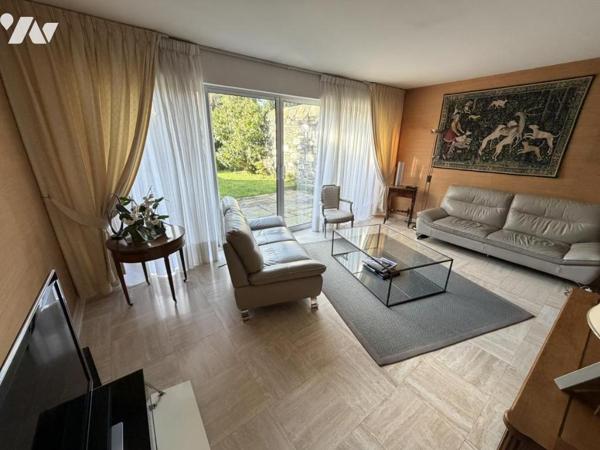 Vaste maison avec jardin et stationnements quartier Bucaille