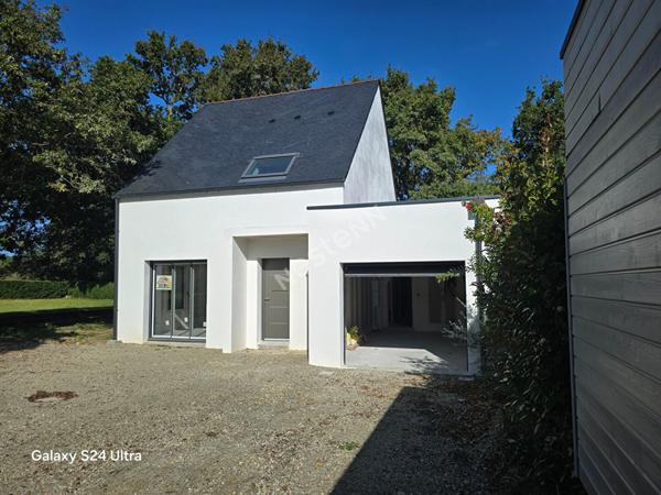 Maison située à Sarzeau à proximité du bourg et du Golfe