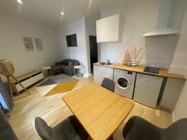 A LOUER : T2 à LILLE • Rue Solférino - Place Jeanne d'Arc • 770 € CC • Réf. G538-16