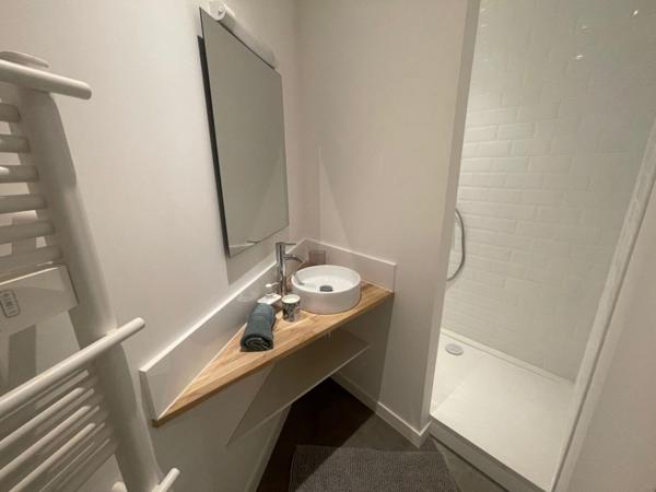 A LOUER : T2 à LILLE • Rue Solférino - Place Jeanne d'Arc • 770 € CC • Réf. G538-16