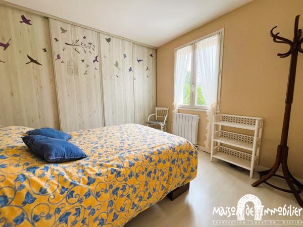 MAISON PROCHE CENTRE - MESCHERS SUR GIRONDE - 4 PIECES - JARDIN -DEPENDANCES