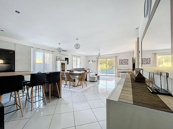 EXCLUSIVITE - MAISON DE 141 M² SUR 432 M² DE TERRAIN