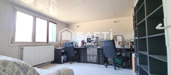 ORSAY – SAINT-LAURENT / LOZÈRE – MAISON 4 CHAMBRES – TERRAIN 597 m² – 10 MIN RER À PIED