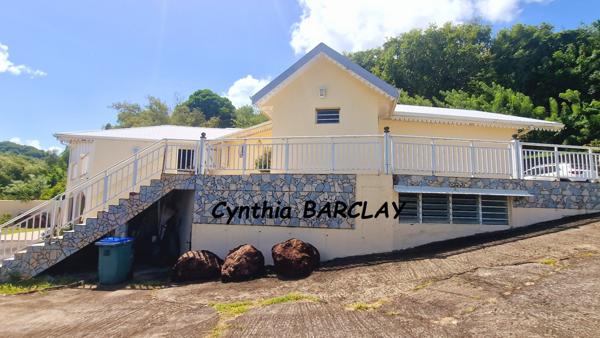 Villa d'architecte à LE ROBERT (97231)