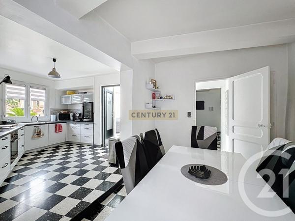 Maison à vendre  4 pièces - 105,60 m2 THUIR - 66